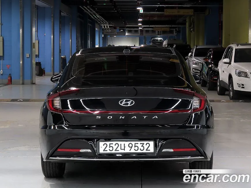 Hyundai Sonata 2022 из KR, фото 3