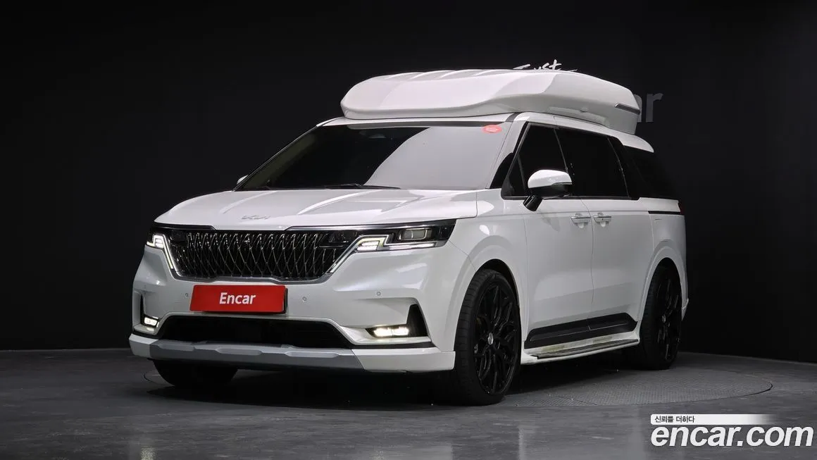 Kia Carnival — фото 1