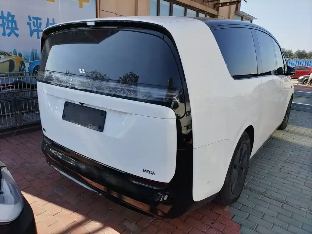 Li Auto MEGA 2024 из CN, фото 3