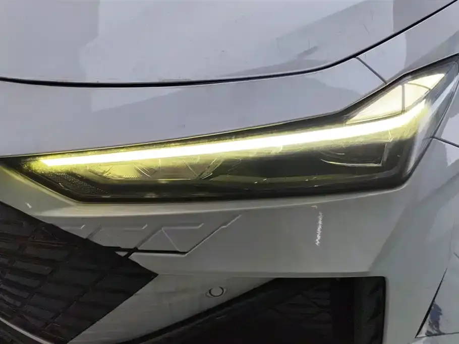 Changan UNI-V 2024 из CN, фото 5