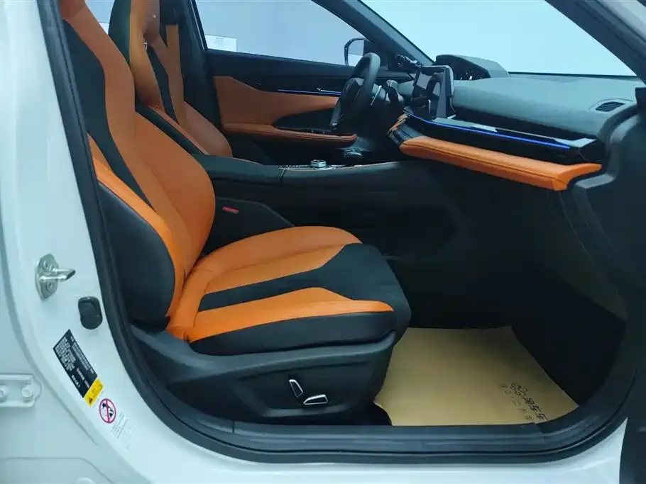 Changan UNI-V 2024 из CN, фото 8
