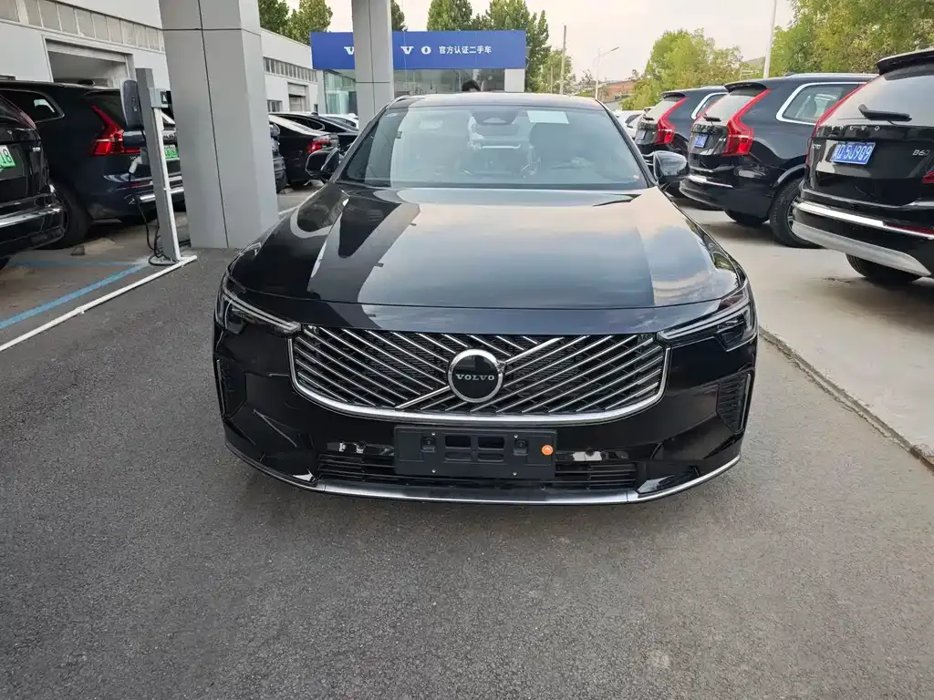 Volvo S90 — фото 2