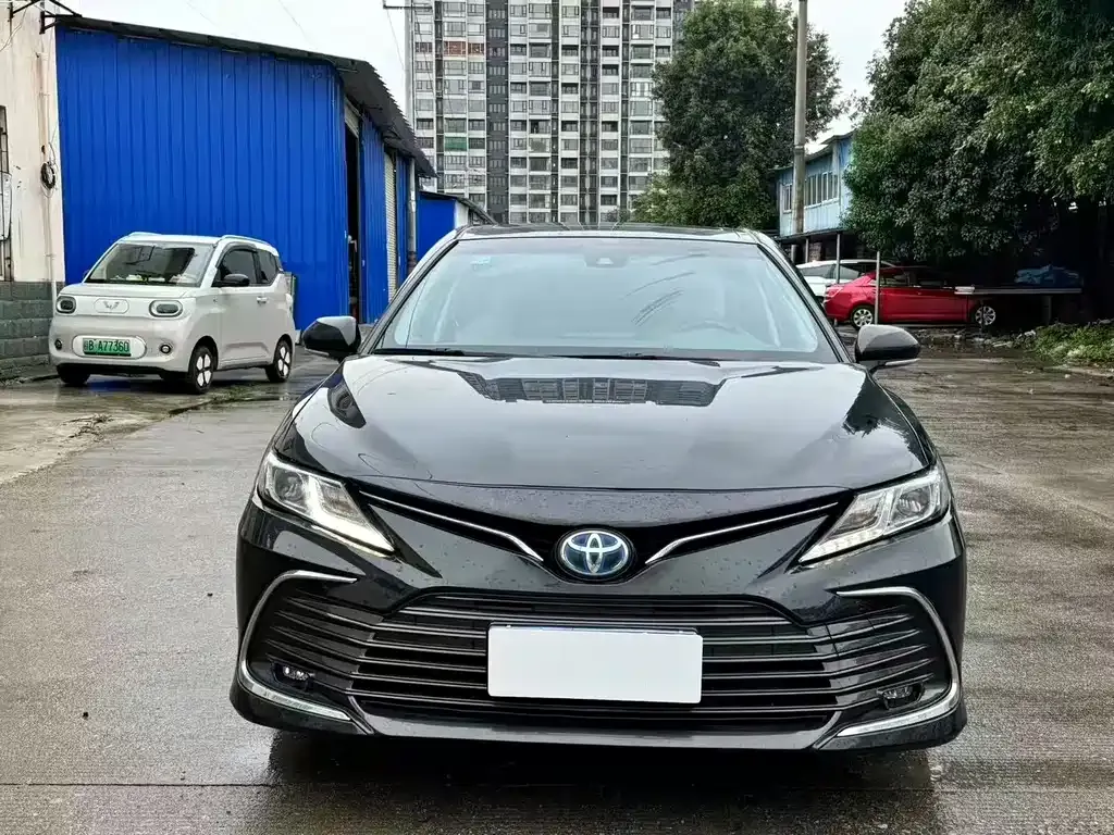 Toyota Camry 2022 из CN, фото 2