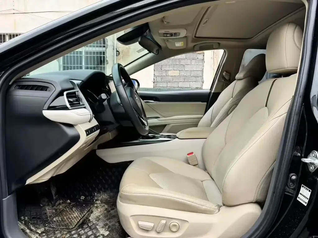 Toyota Camry 2022 из CN, фото 7