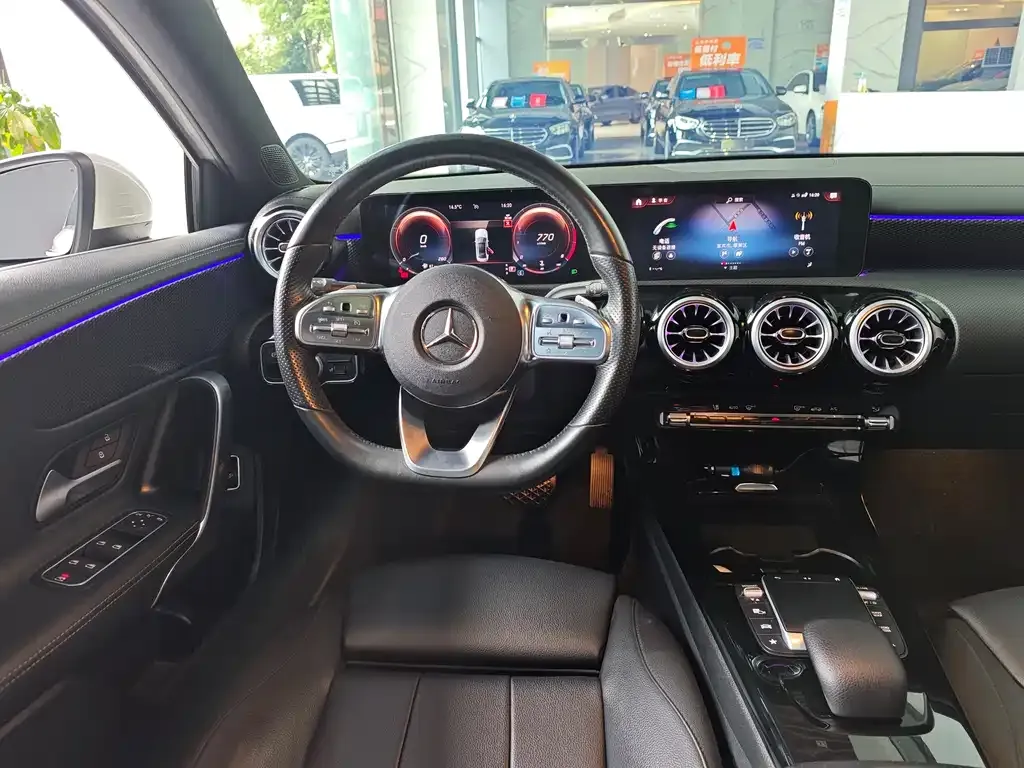Mercedes-Benz A-Class — фото 10