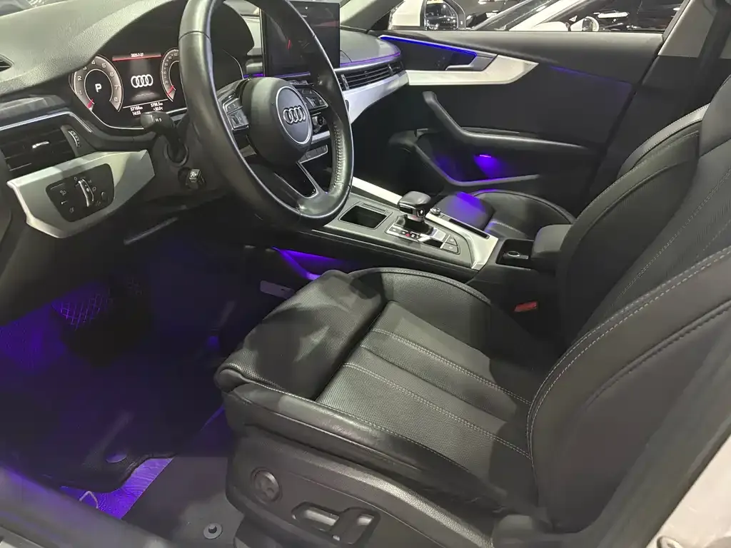 Audi A4L 2021 из CN, фото 4