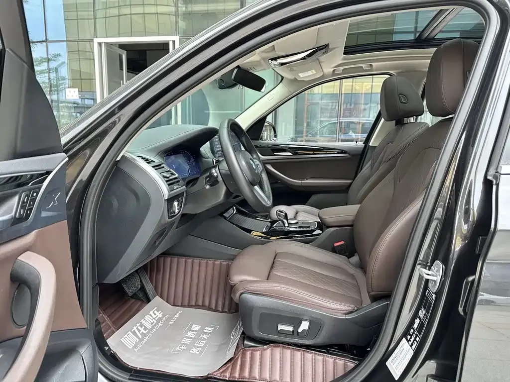 BMW X3 2024 из CN, фото 8