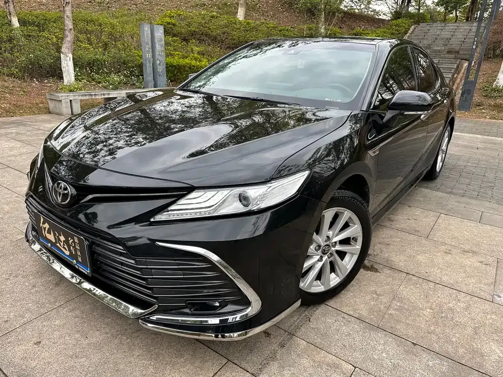 Toyota Camry 2022 из CN, фото 1
