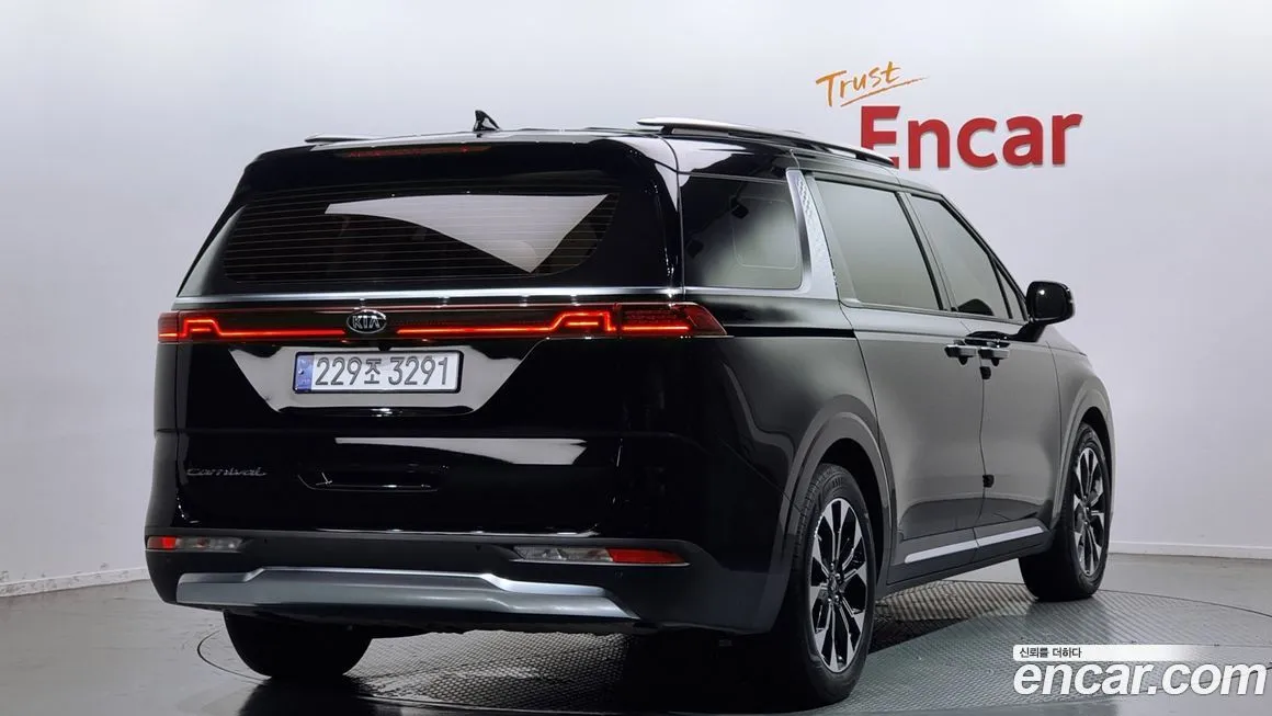 Kia Carnival 2021 из KR, фото 2