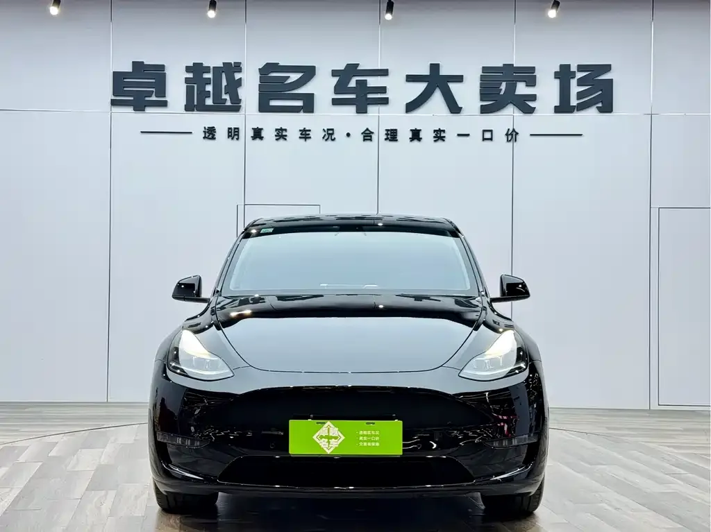 Tesla Model Y 2024 из CN, фото 2