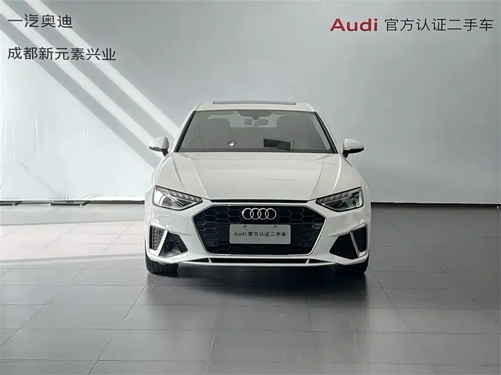 Audi A4L 2021 из CN, фото 2