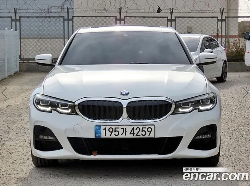 BMW 3-Series 2022 из KR, фото 1
