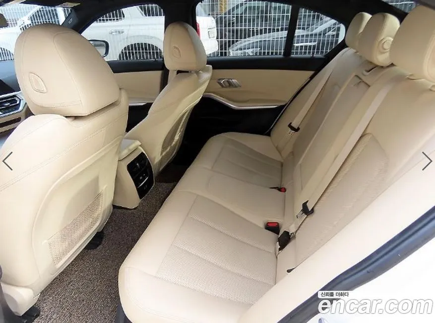 BMW 3-Series 2022 из KR, фото 6