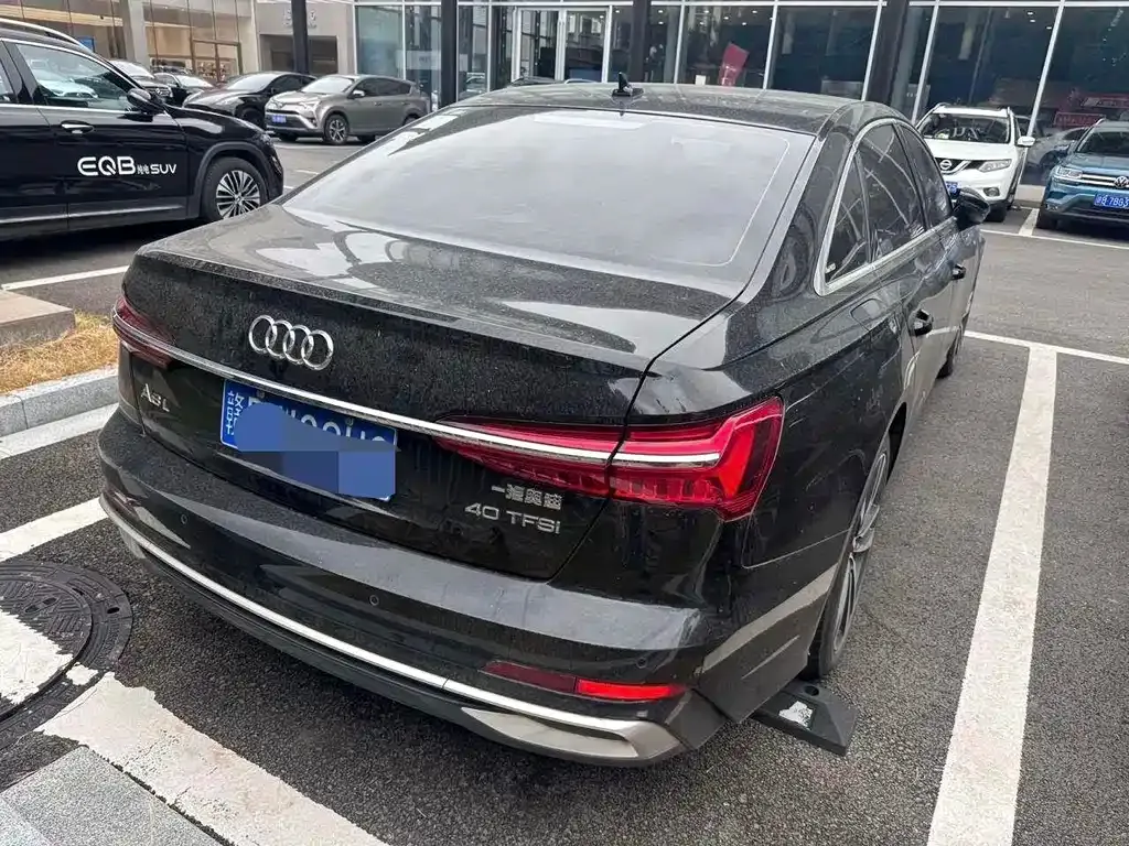 Audi A6L 2023 из CN, фото 2