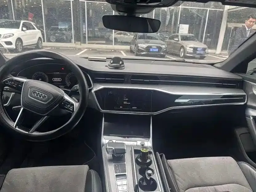 Audi A6L 2023 из CN, фото 7