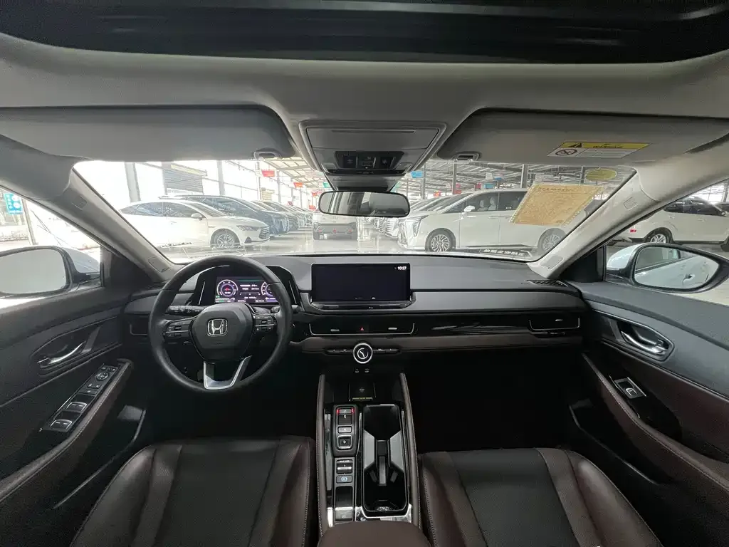 Honda Inspire PHEV 2025 из CN, фото 9