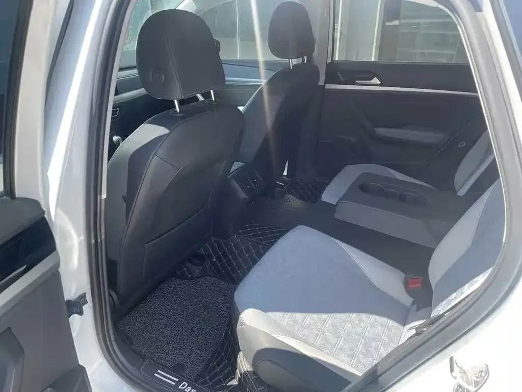 Volkswagen Lavida 2023 из CN, фото 9