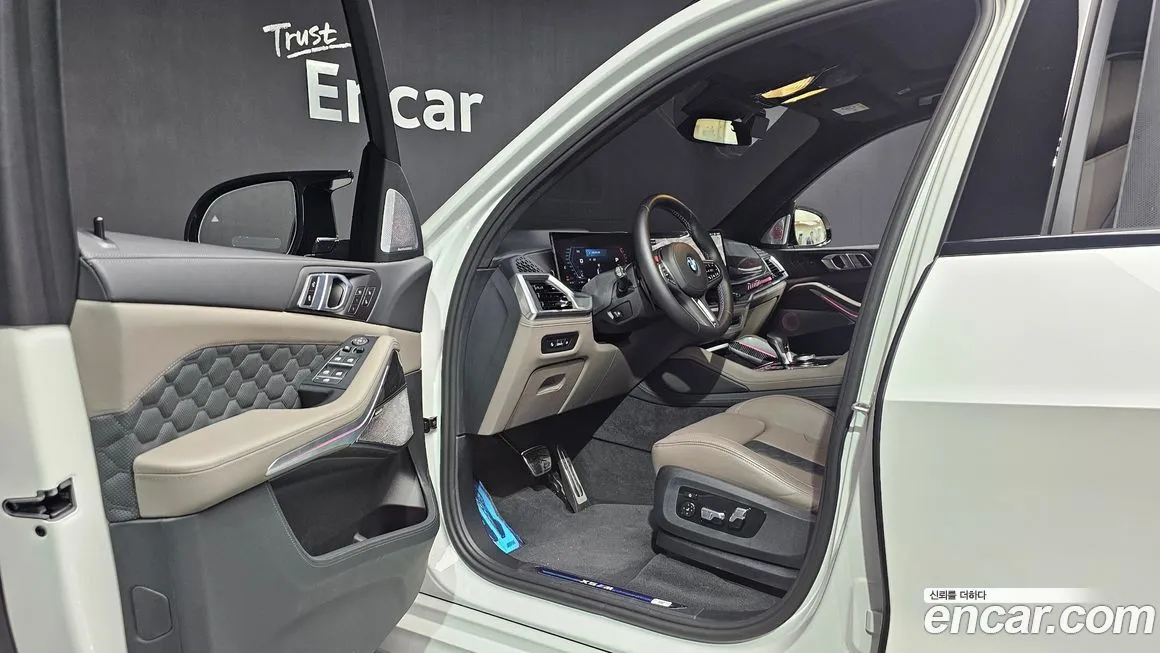 BMW X5M 2024 из KR, фото 10