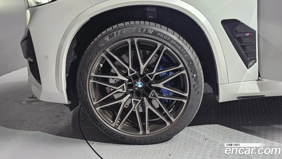 BMW X5M 2024 из KR, фото 5