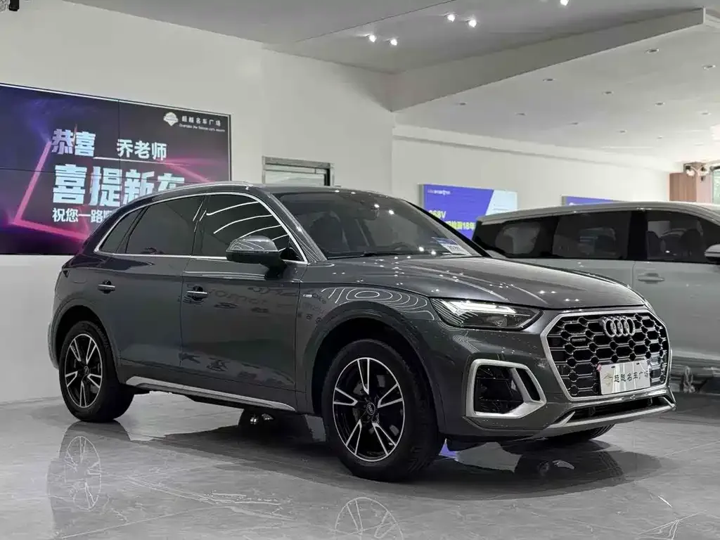 Audi Q5L 2022 из CN, фото 3