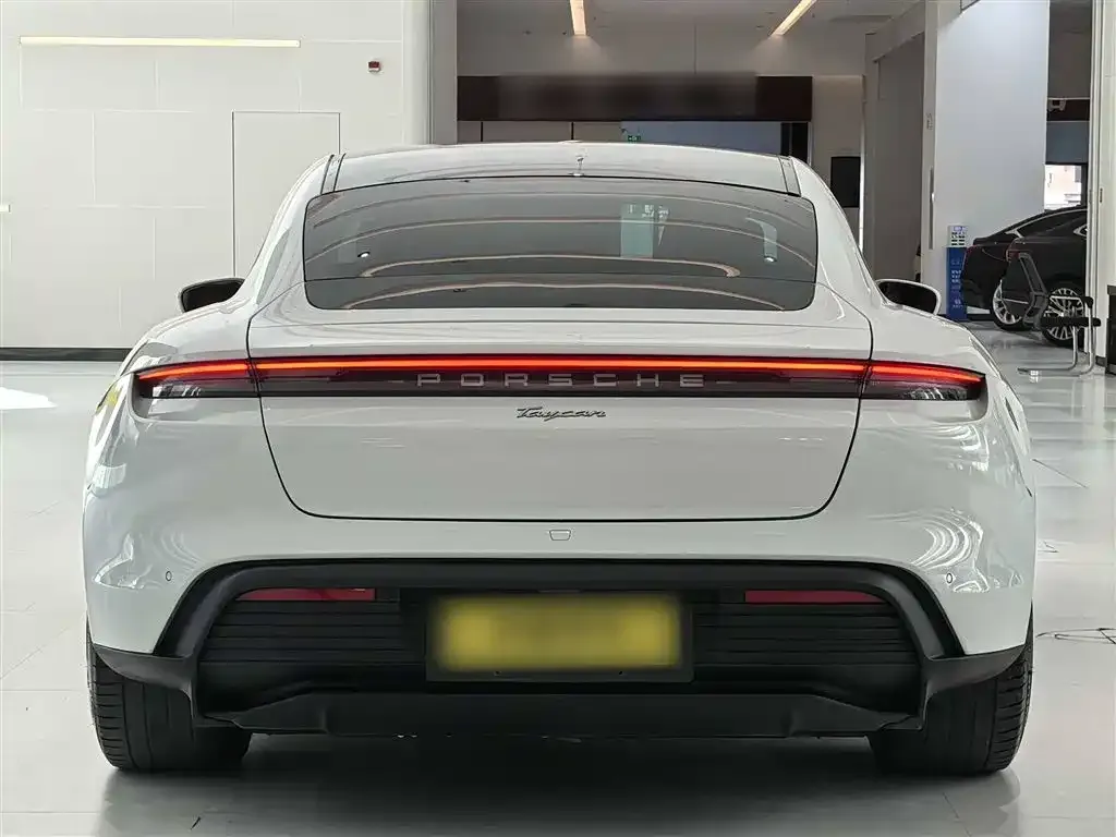 Porsche Taycan 2021 из CN, фото 8