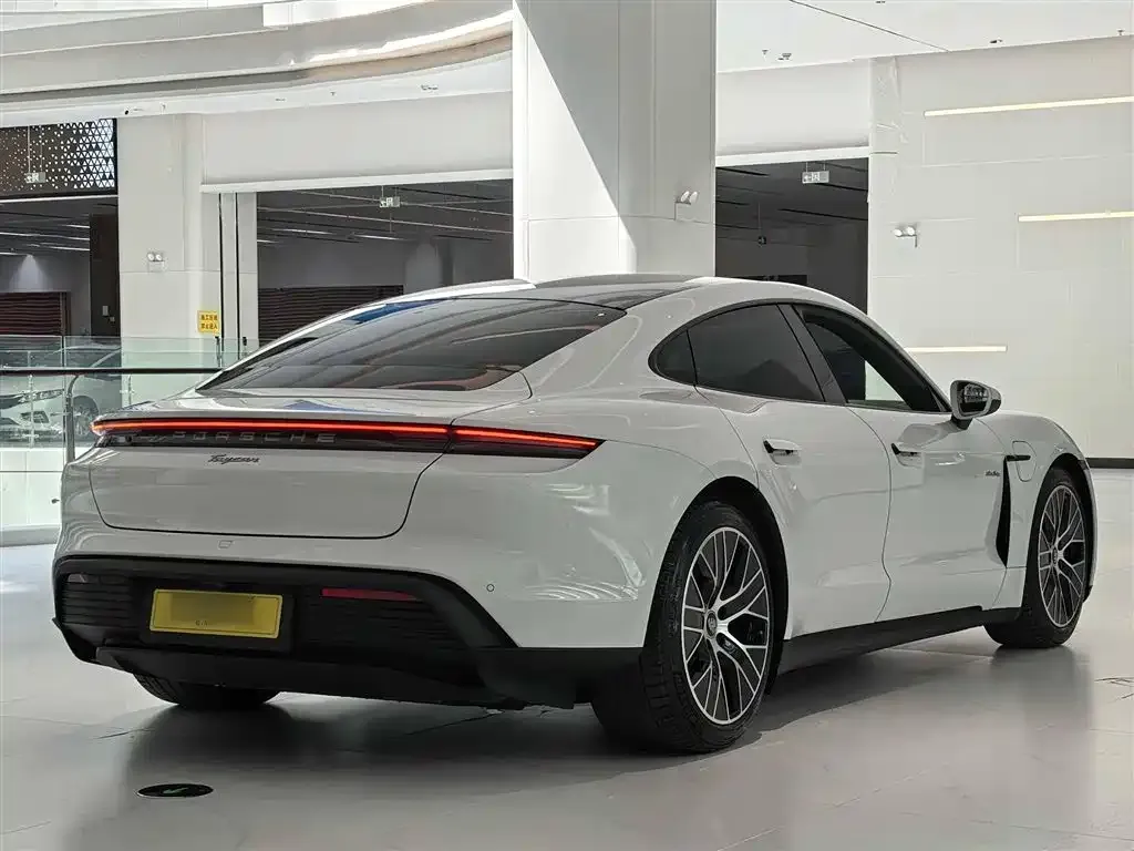 Porsche Taycan 2021 из CN, фото 9