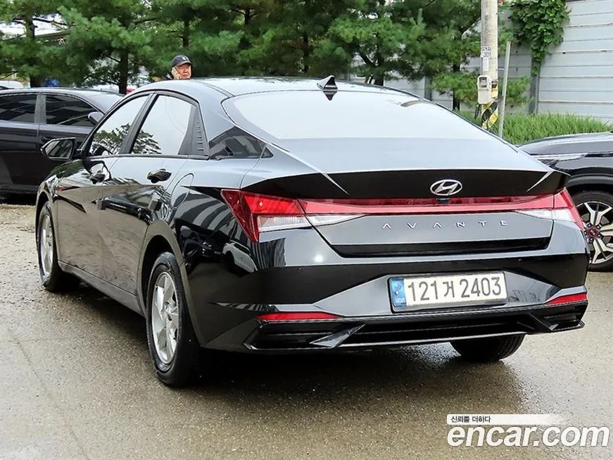 Hyundai AVANTE — фото 3