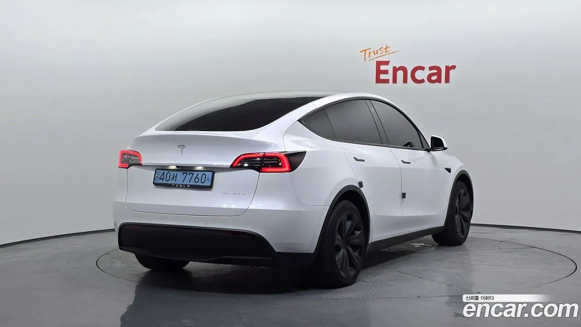 Tesla Model Y 2021 из KR, фото 2