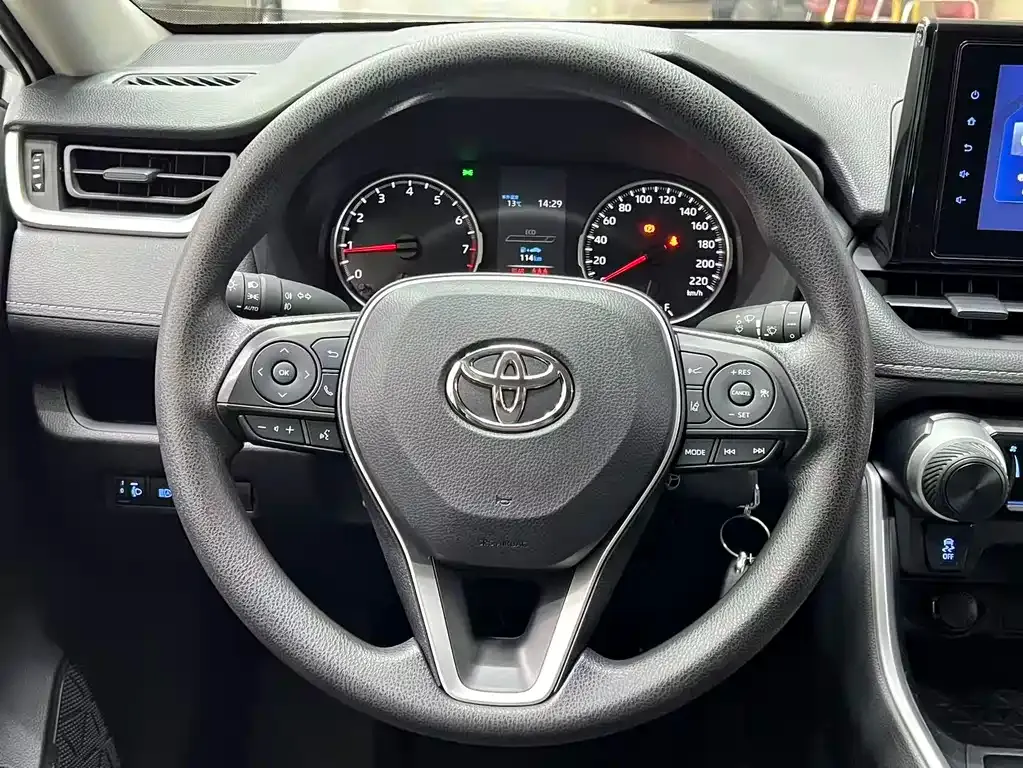 Toyota RAV4 2022 из CN, фото 10