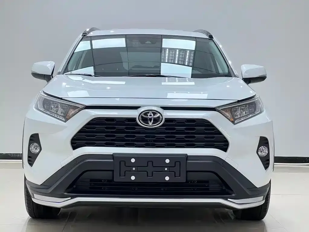 Toyota RAV4 2022 из CN, фото 2