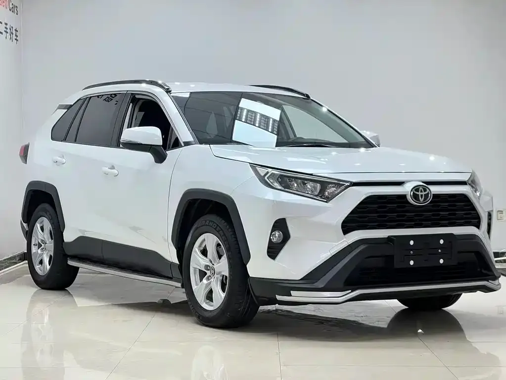 Toyota RAV4 2022 из CN, фото 3
