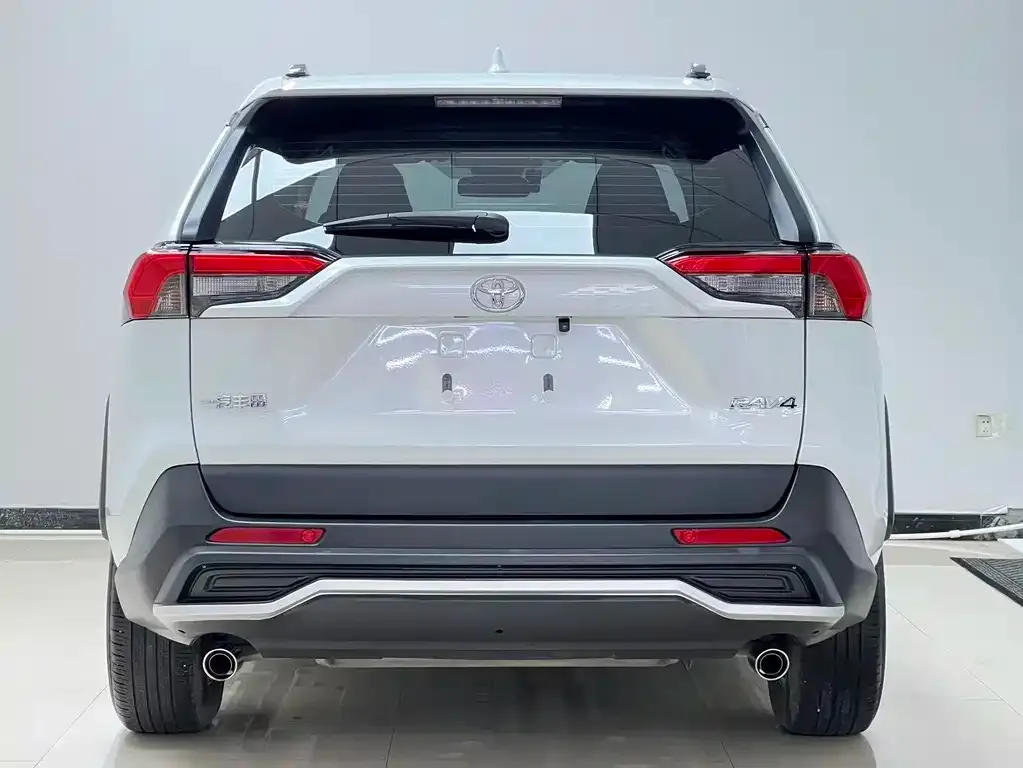 Toyota RAV4 2022 из CN, фото 5