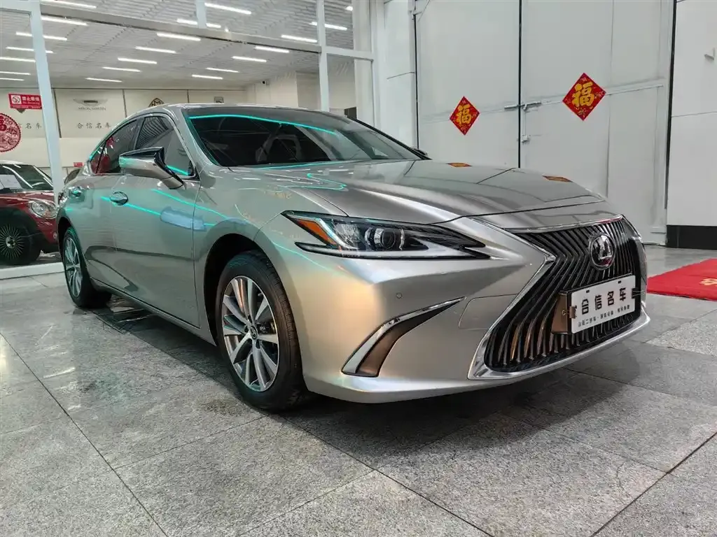 Lexus ES 2021 из CN, фото 3
