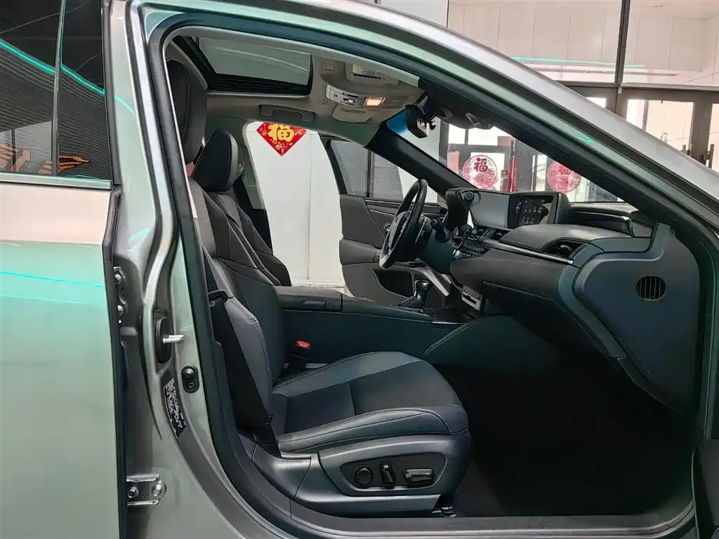 Lexus ES 2021 из CN, фото 6