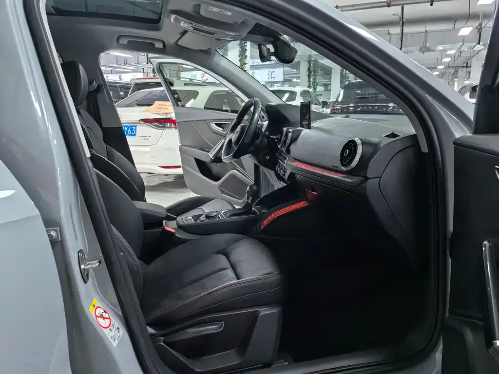 Audi Q2L 2022 из CN, фото 10