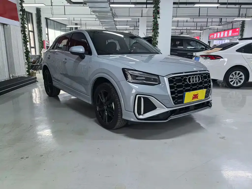 Audi Q2L 2022 из CN, фото 3