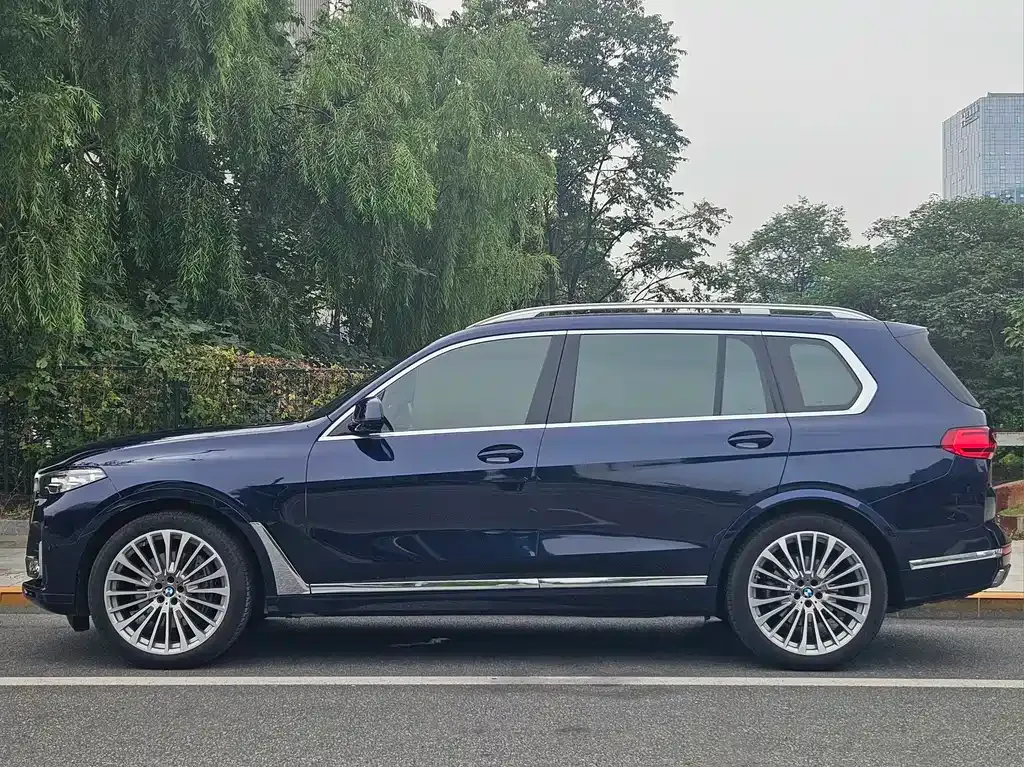 BMW X7 2022 из CN, фото 2