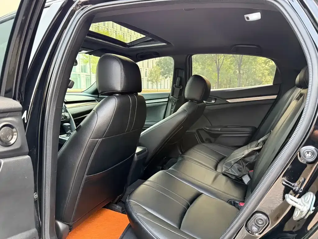 Honda Civic 2022 из CN, фото 5