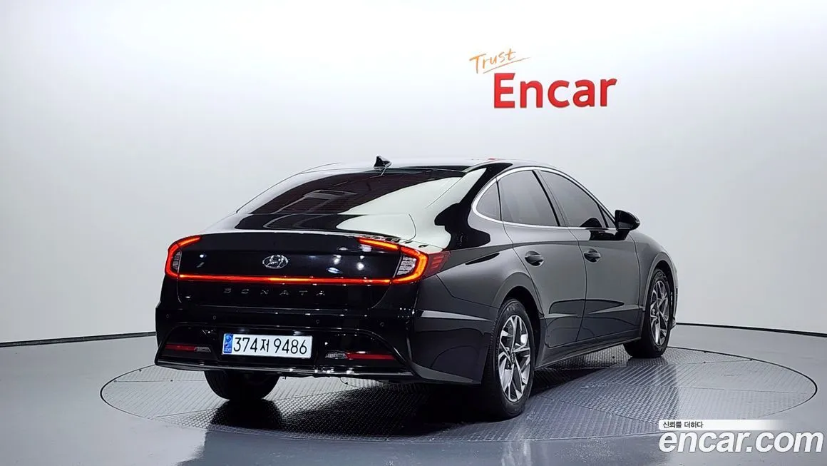 Hyundai Sonata 2022 из KR, фото 2
