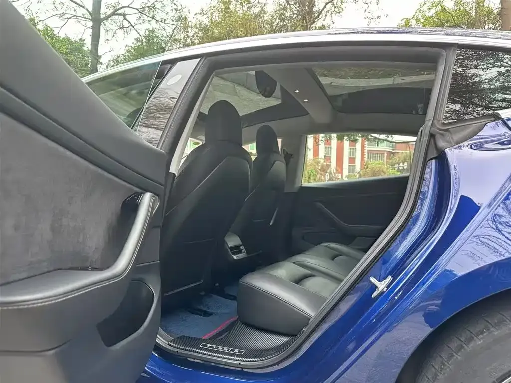 Tesla Model 3 2021 из CN, фото 10