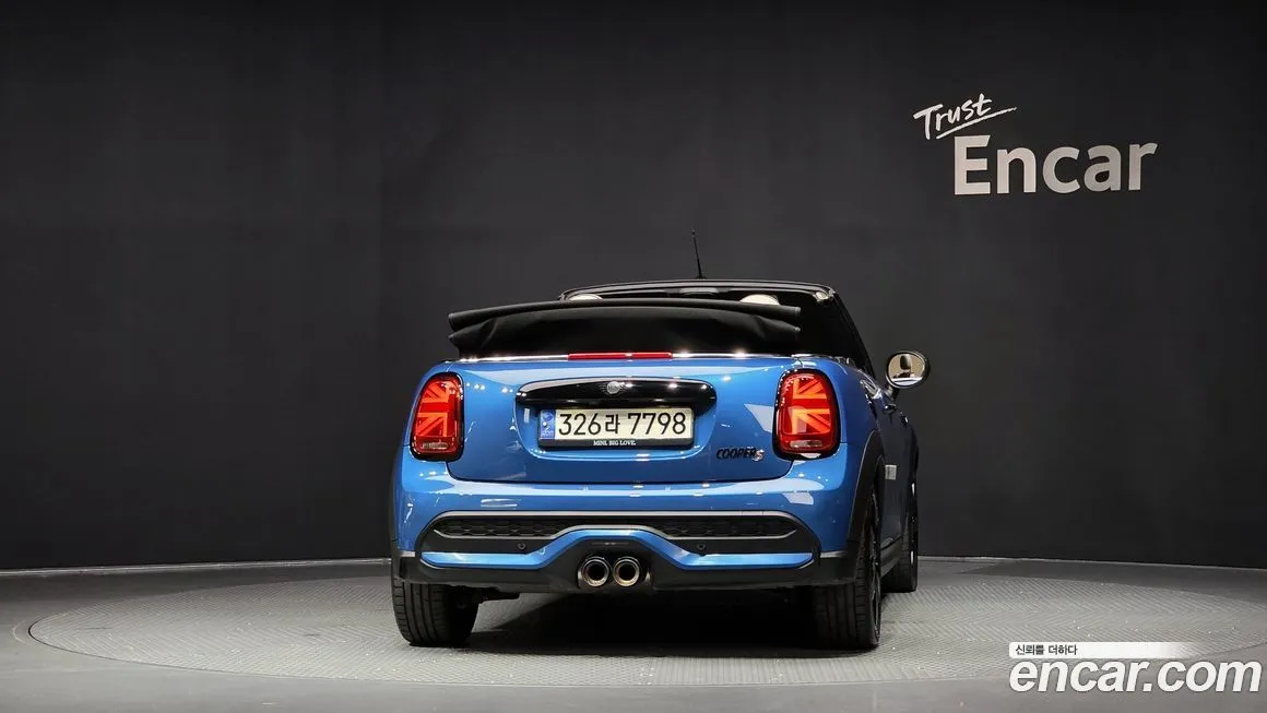 Mini Cooper Convertible — фото 4
