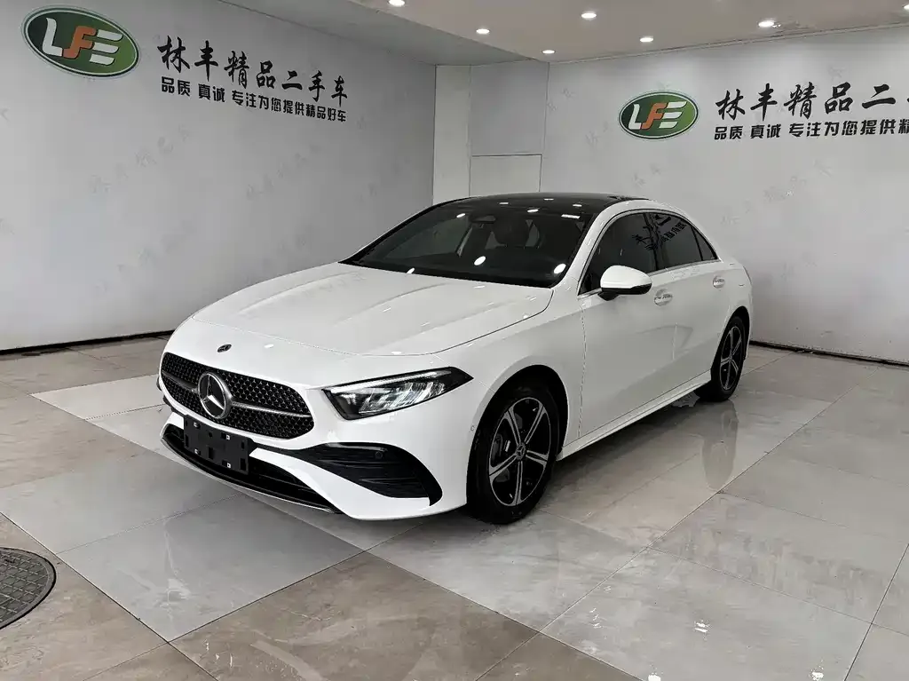 Mercedes-Benz A-Class 2025 из CN, фото 1