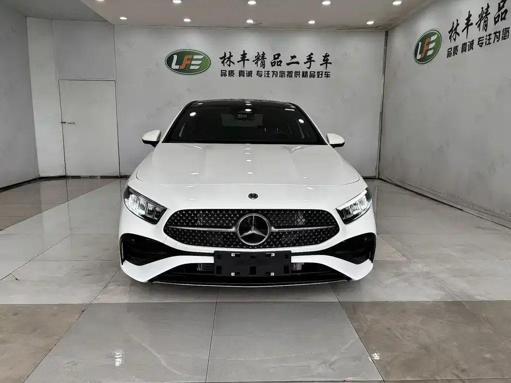 Mercedes-Benz A-Class 2025 из CN, фото 2