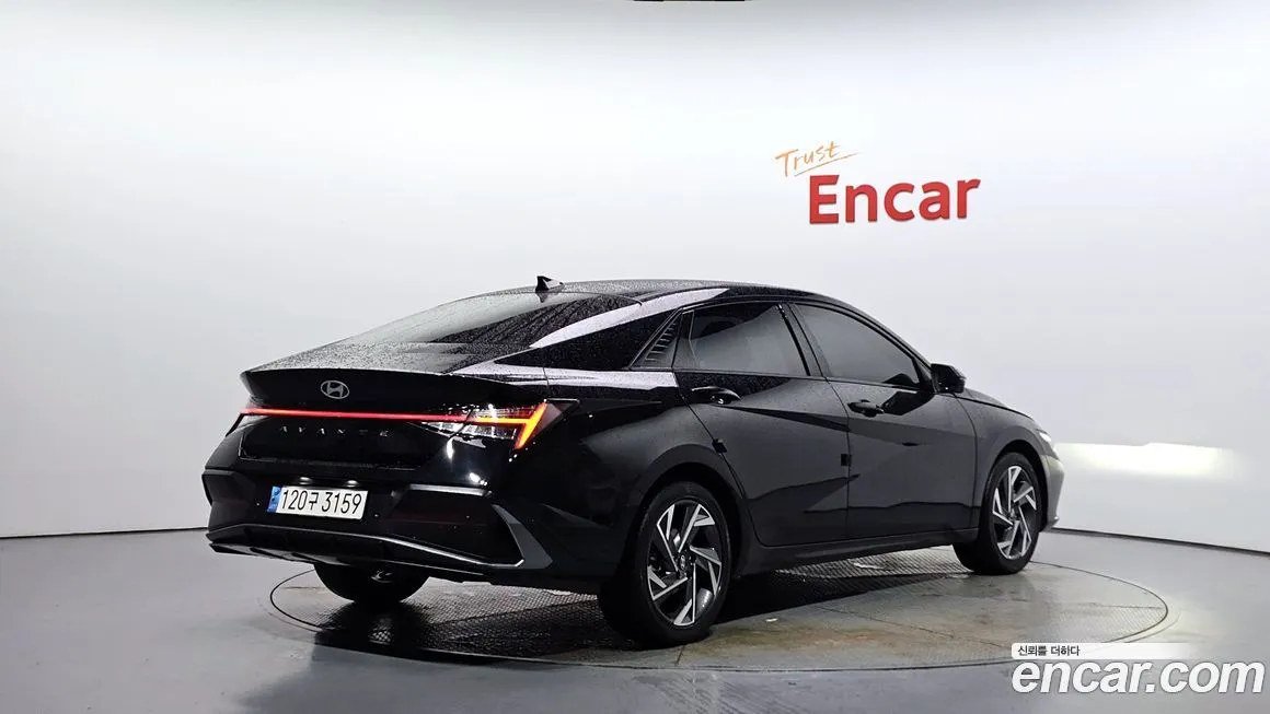 Hyundai AVANTE — фото 2