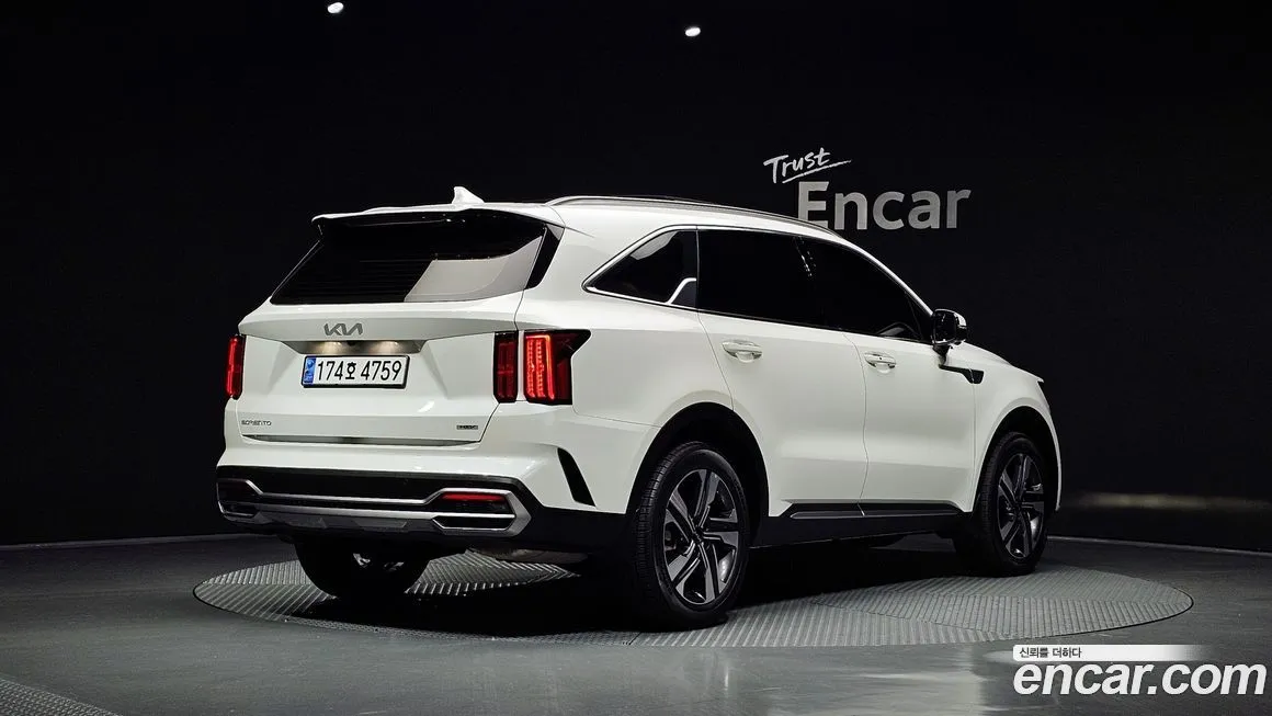 Kia Sorento 2023 из KR, фото 2