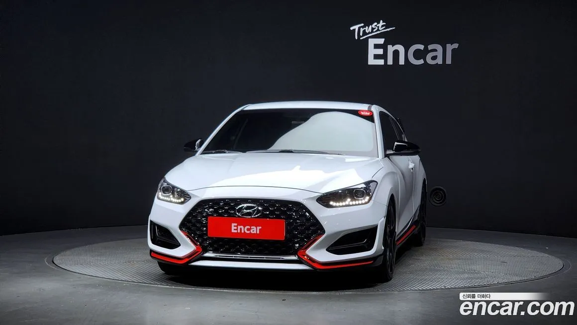 Hyundai Veloster — фото 3