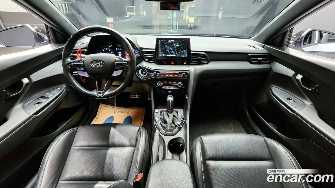 Hyundai Veloster — фото 7