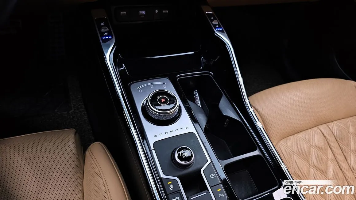Kia Sorento — фото 9