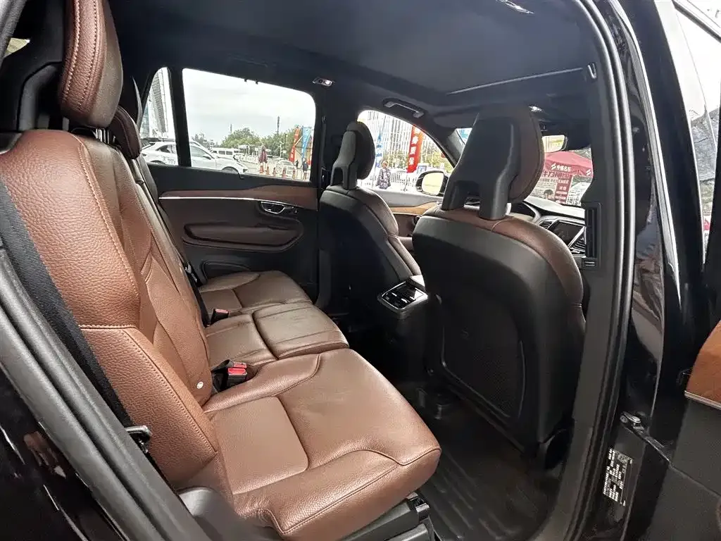 Volvo XC90 2021 из CN, фото 6