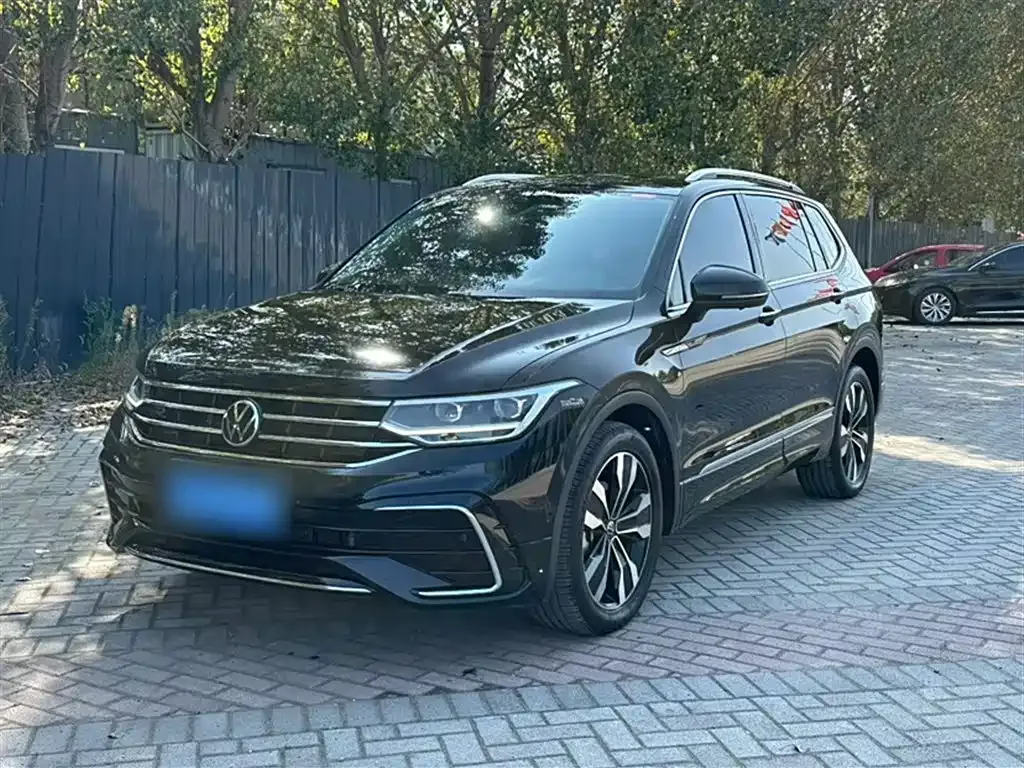 Volkswagen Tiguan L 2022 из CN, фото 1